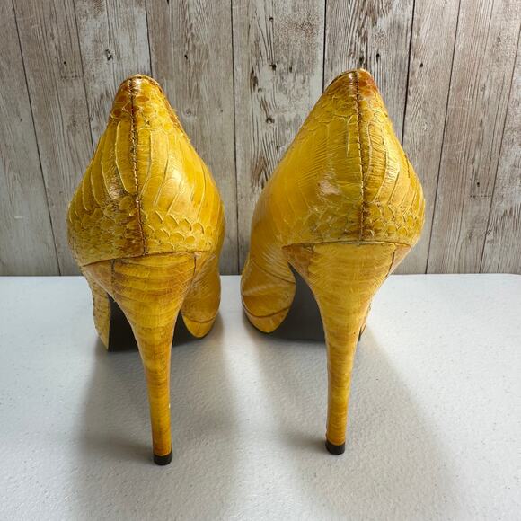 Lauren Ralph Lauren Kailee Pumps Womens sz 7B Yellow Snakeskin Leather Stiletto - Picture 4 of 10